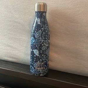 Starbucks Swell Liberty Of London Water Bottle 17oz Marky Paisley Blue